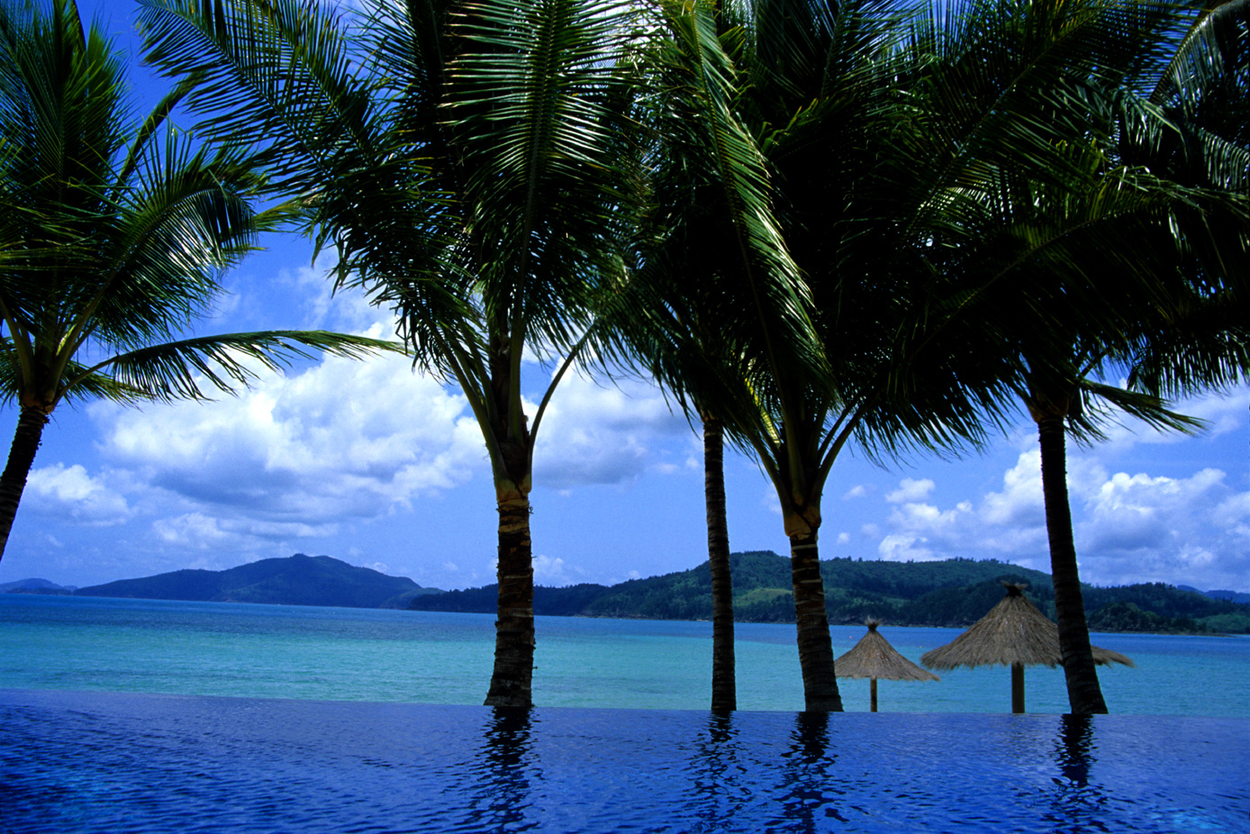 Infinitypool2WEB